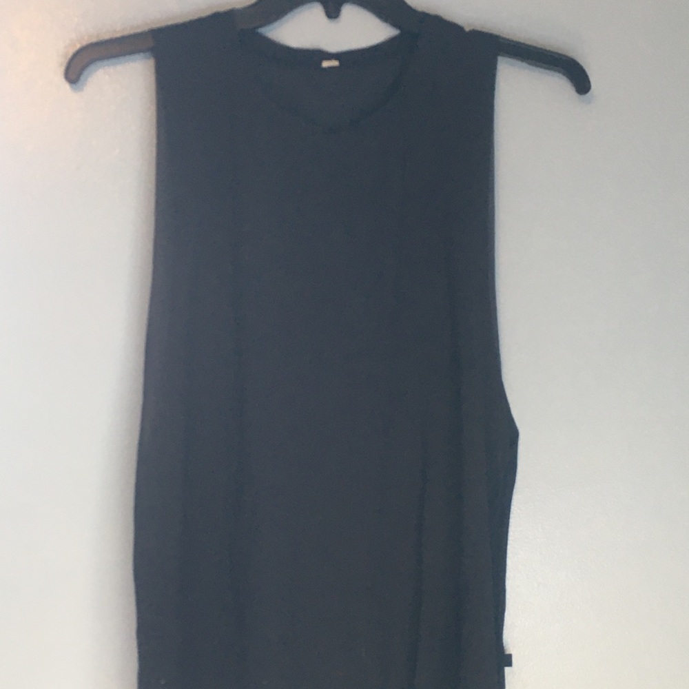 Lululemon Mesh Black Muscle Tank 8